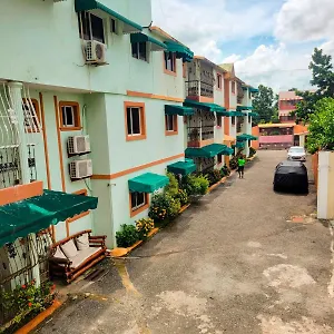 apartahotel-dona-reyna.comcaribbean.com/