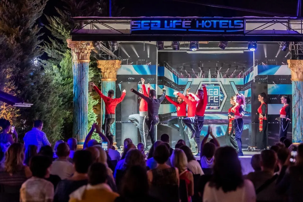 Sealife Family Resort Hotel Antalya 5*,